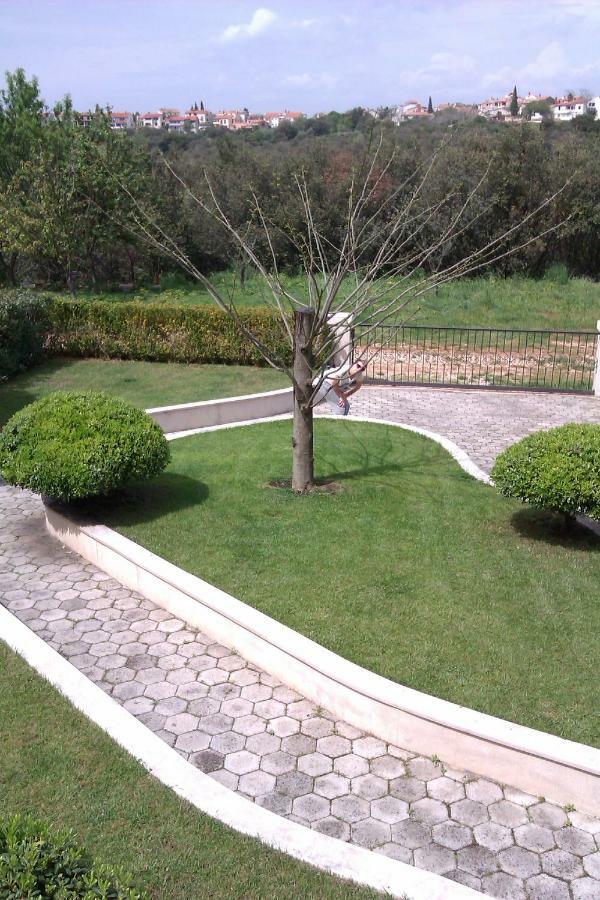 Green Banjole yards Medulin Bagian luar foto